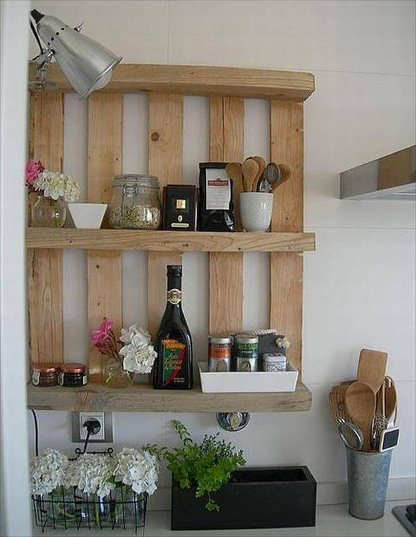 DIY Wood Pallet Shelf
 12 DIY Wooden Shelves Made From Pallets