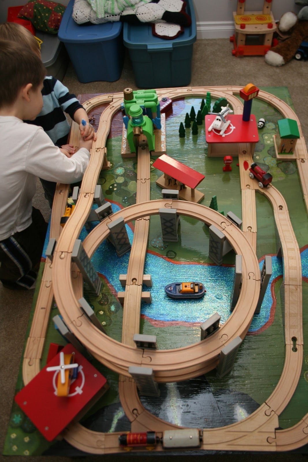 DIY Wooden Train Tracks
 like ocean glass DIY Train Table