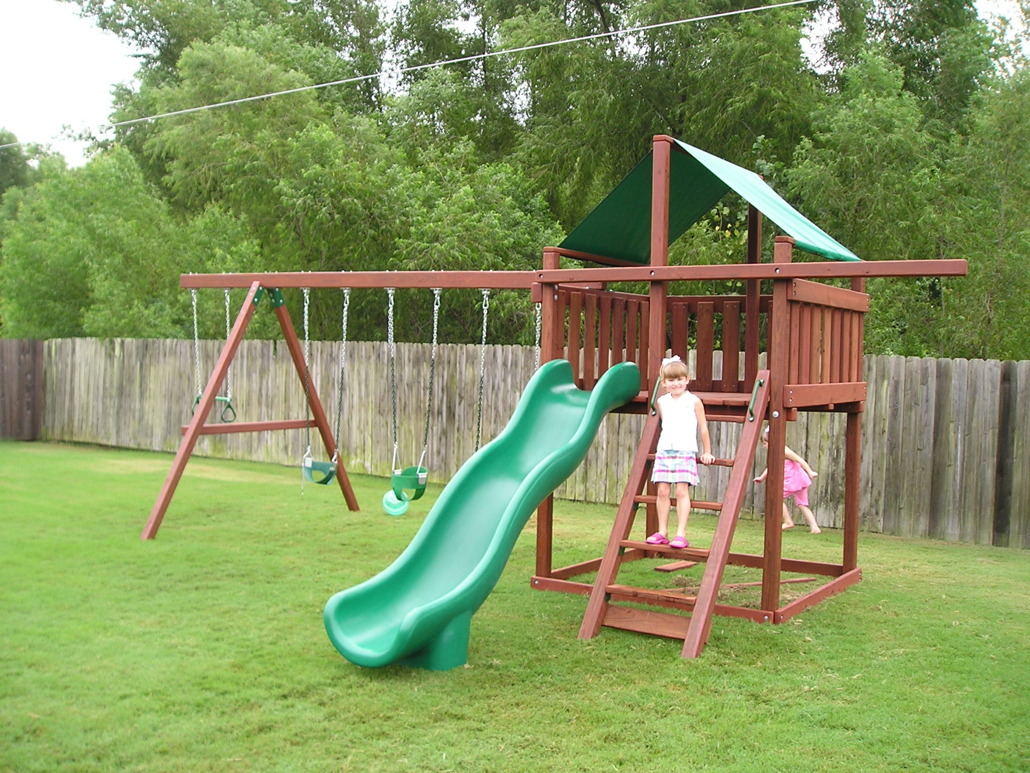 Do It Yourself Backyard Playsets
 Weighing the options of a Do It Yourself Wood Swing Set