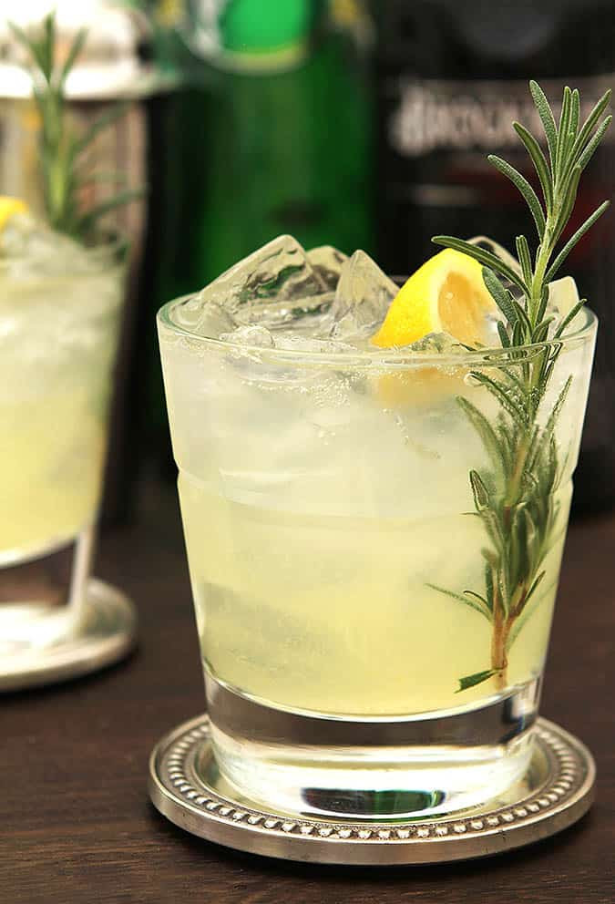 Drinks To Make With Gin
 Top 10 Spring Cocktail Recipes for 2018 • Winetraveler