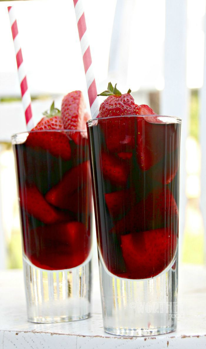 Drinks To Make With Vodka
 Strawberry Red Vodka