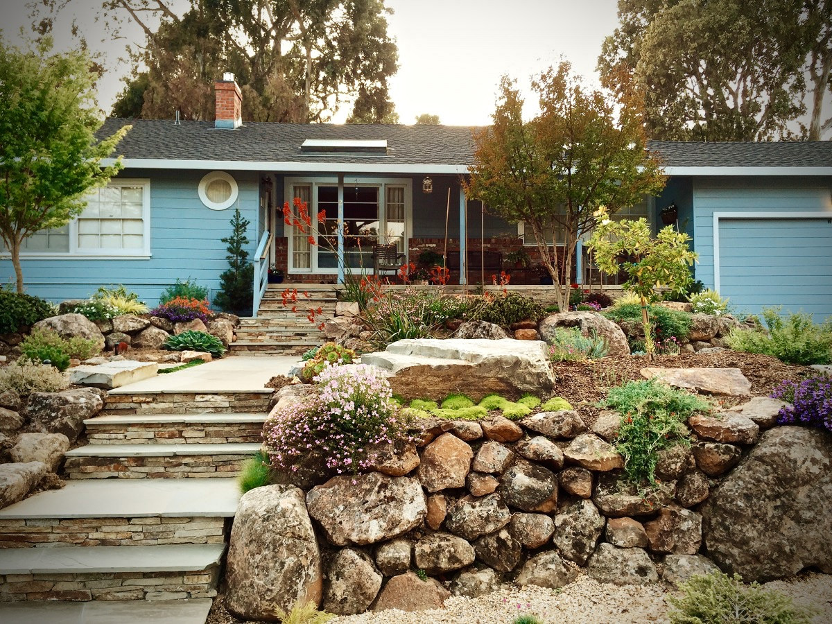 Drought Tolerant Backyard Landscapes
 Create a Beautiful Drought Resistant Front Yard