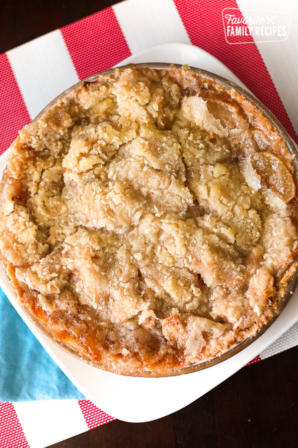 Dutch Apple Pie Topping Recipe
 Dutch Apple Pie With Crumble Topping Favorite Family