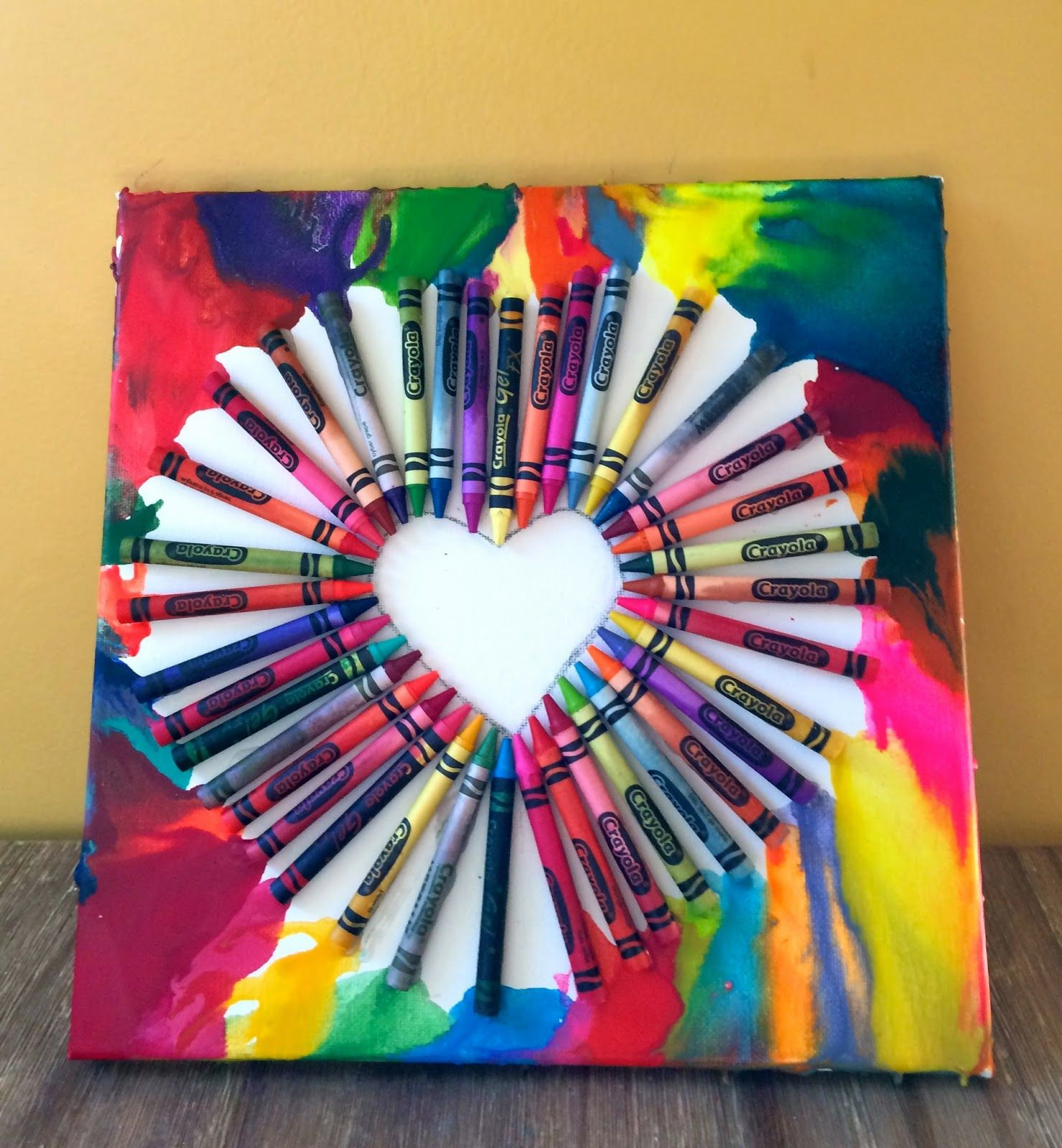 Easy Arts And Crafts Ideas For Adults
 Easy Crayon art only takes 45 minutes to make good for