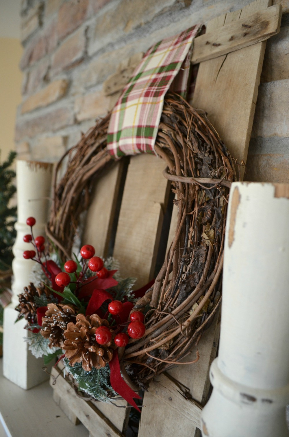 Easy DIY Christmas Wreath
 Easy DIY Christmas Wreath Little Vintage Nest