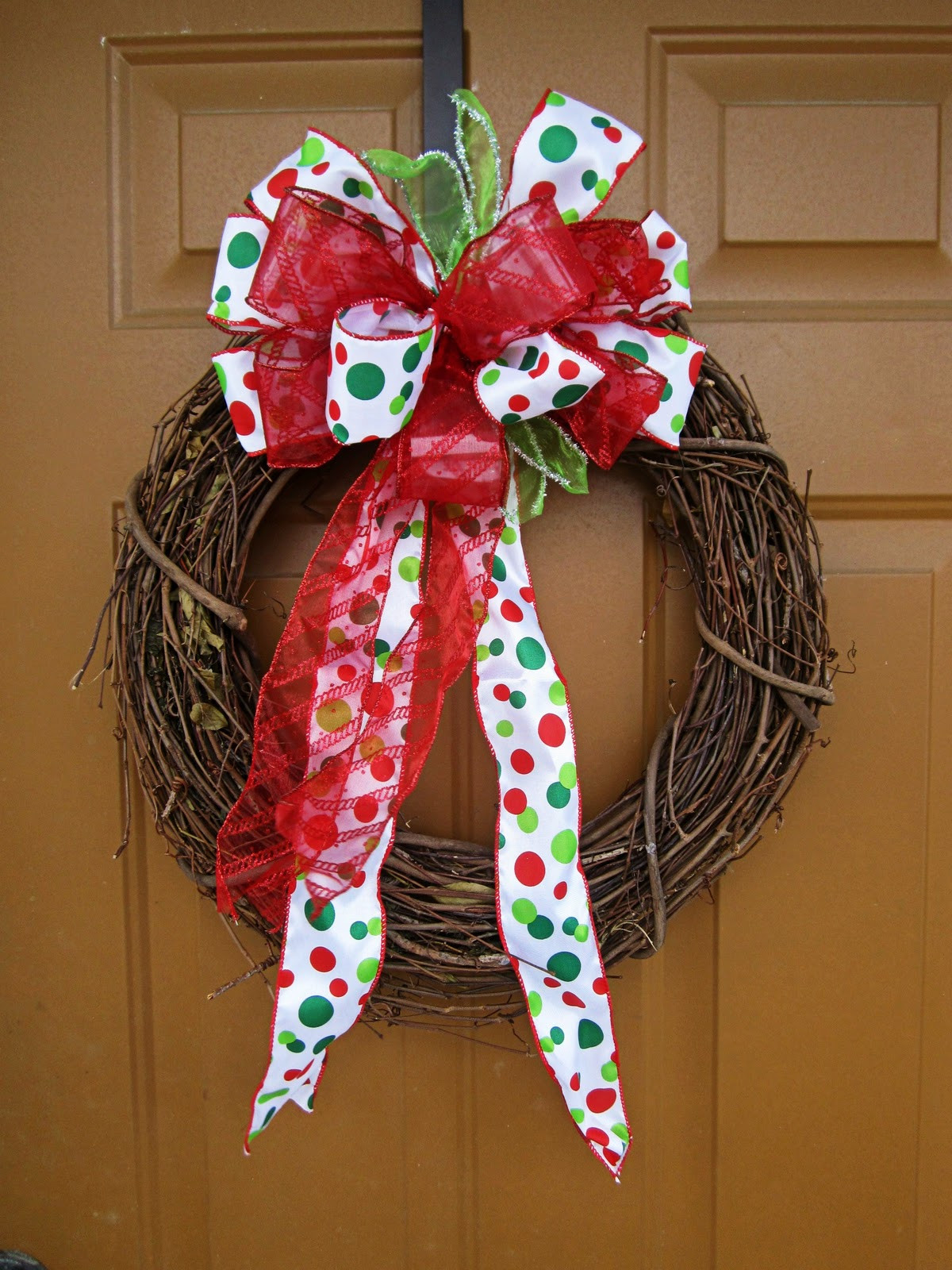 Easy DIY Christmas Wreath
 Food Love & Life diy easy christmas wreath