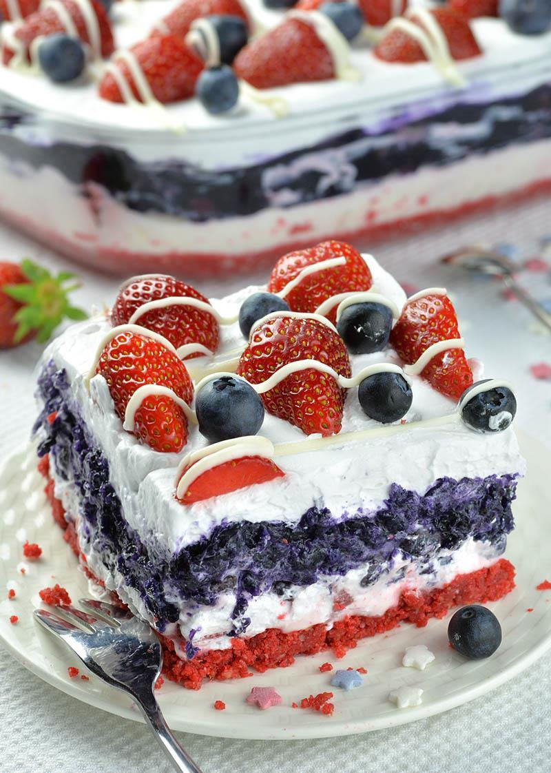 Easy July 4 Desserts
 No Bake Summer Berry Lasagna OMG Chocolate Desserts