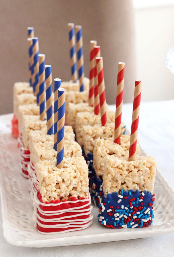 Easy July 4 Desserts
 20 red white and blue desserts for the Fourth of July