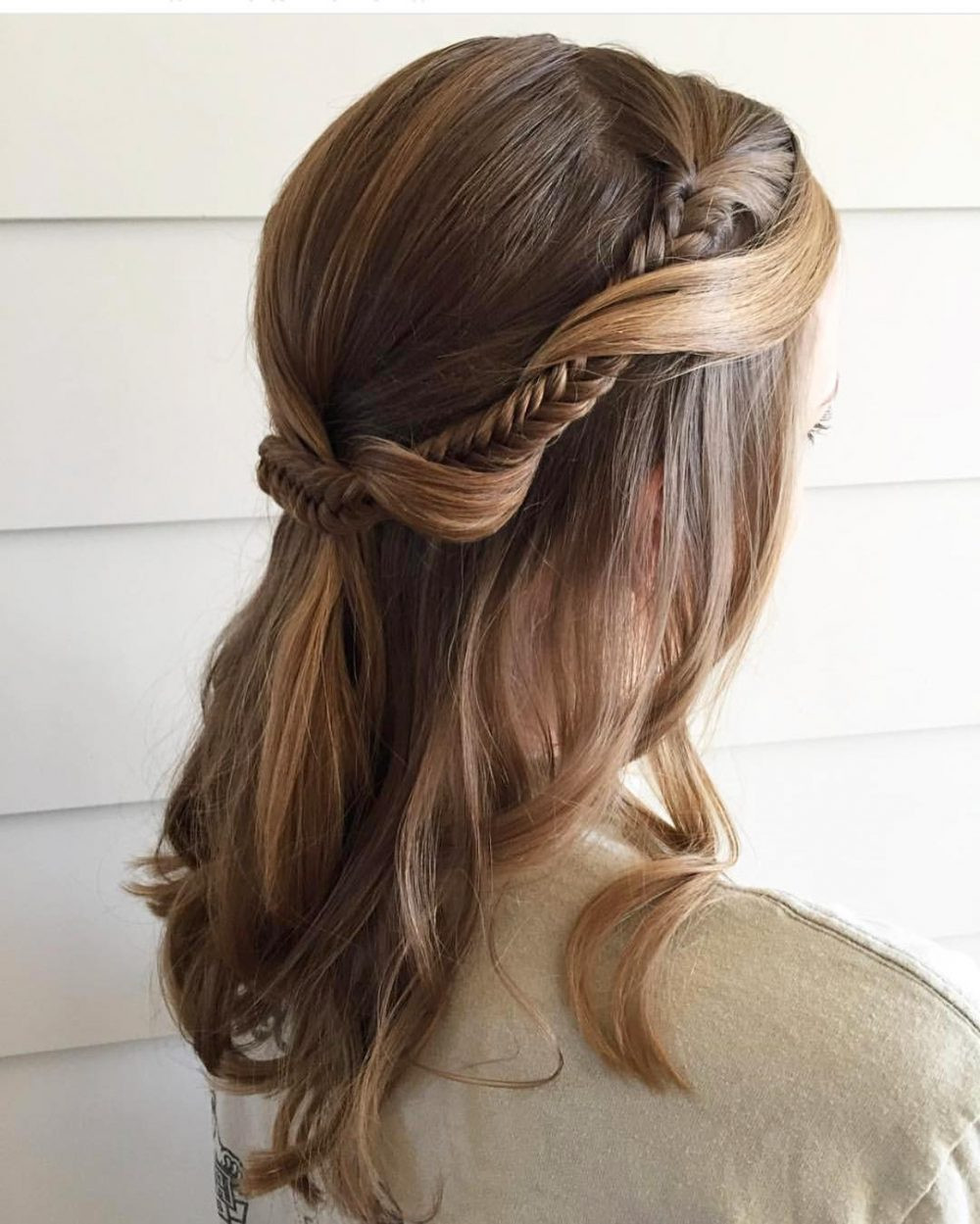 Easy Updo Hairstyles
 21 Super Easy Updos for Beginners to Try in 2020