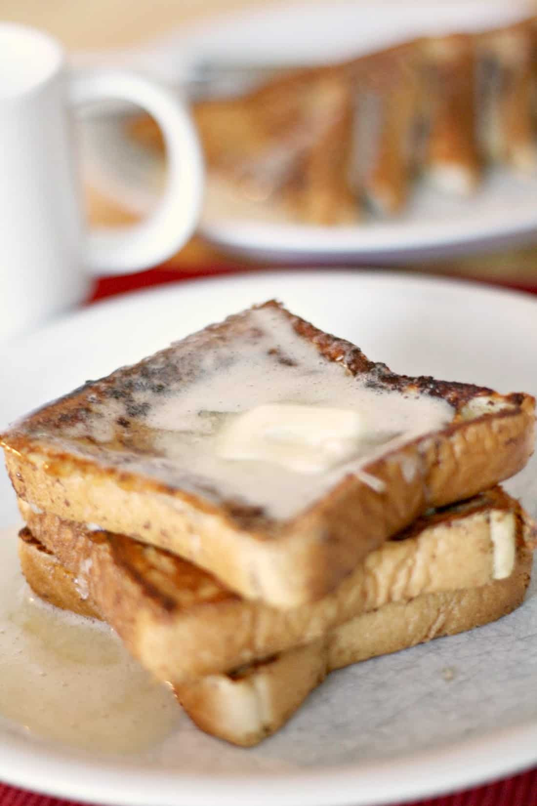 Eggnog French Toast Recipes
 Seasonal Eggnog French Toast Recipe diycandy