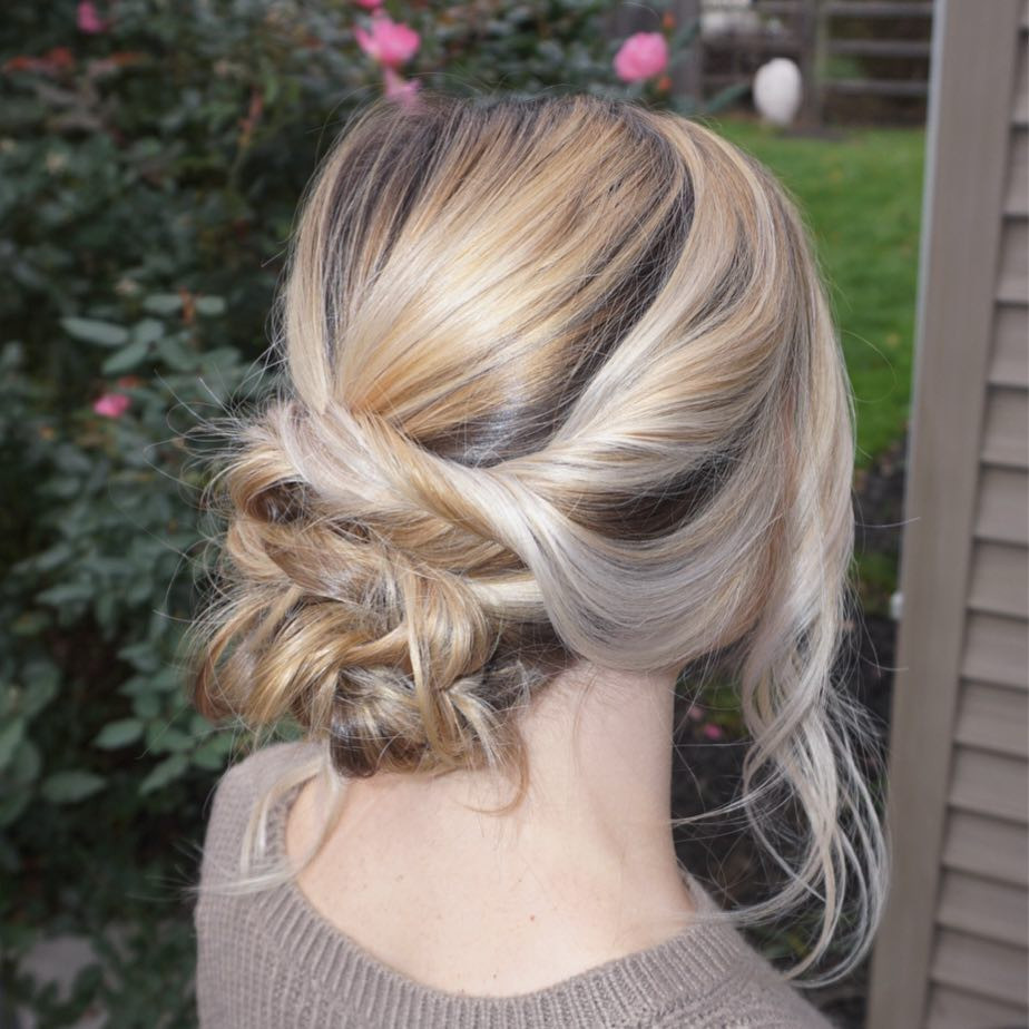Elegant Prom Hairstyles
 28 Super Easy Prom Hairstyles to Try