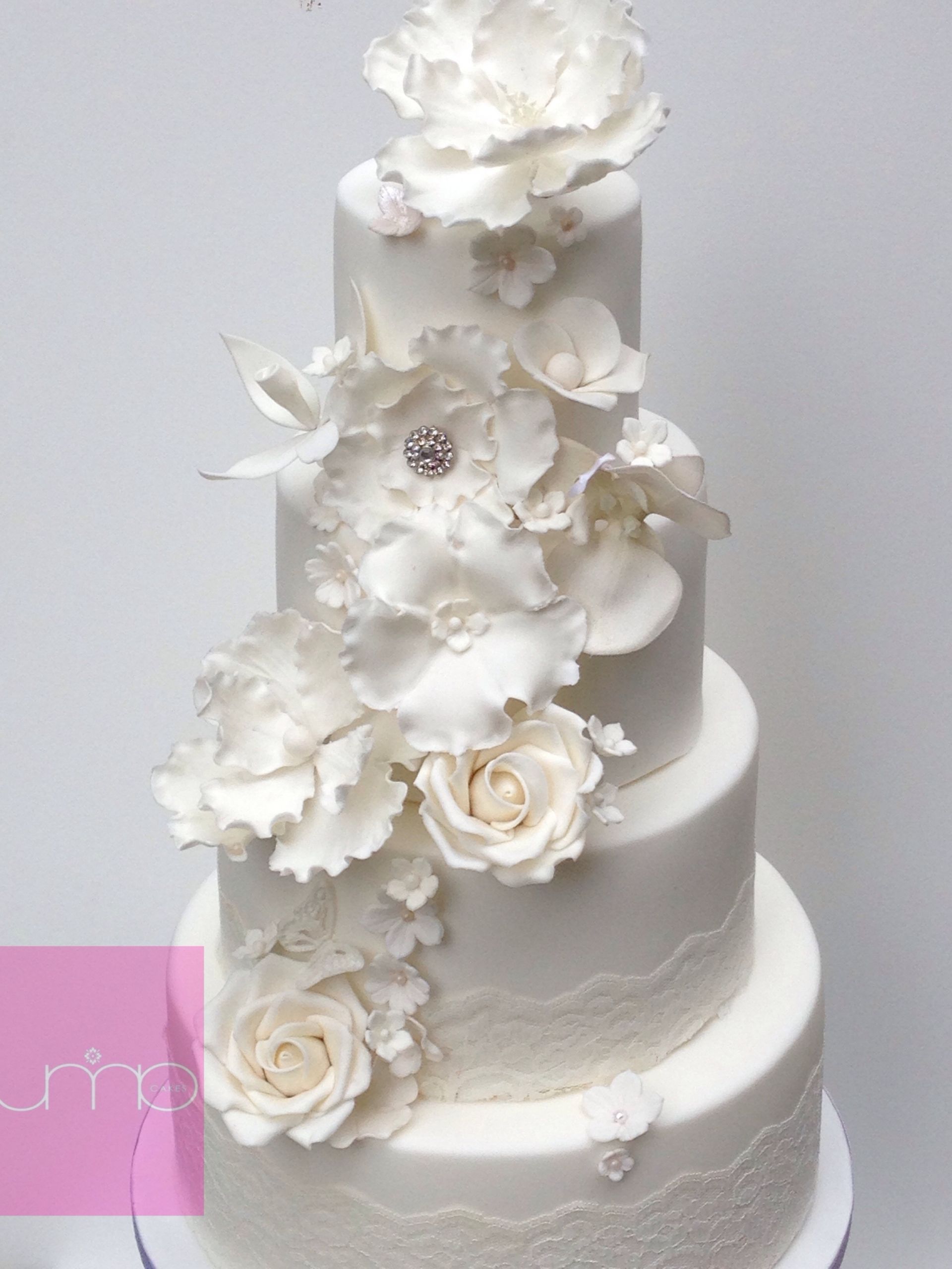 Elegant Wedding Cake
 White Elegant Wedding Cake With Sugar Flowers Magnolia