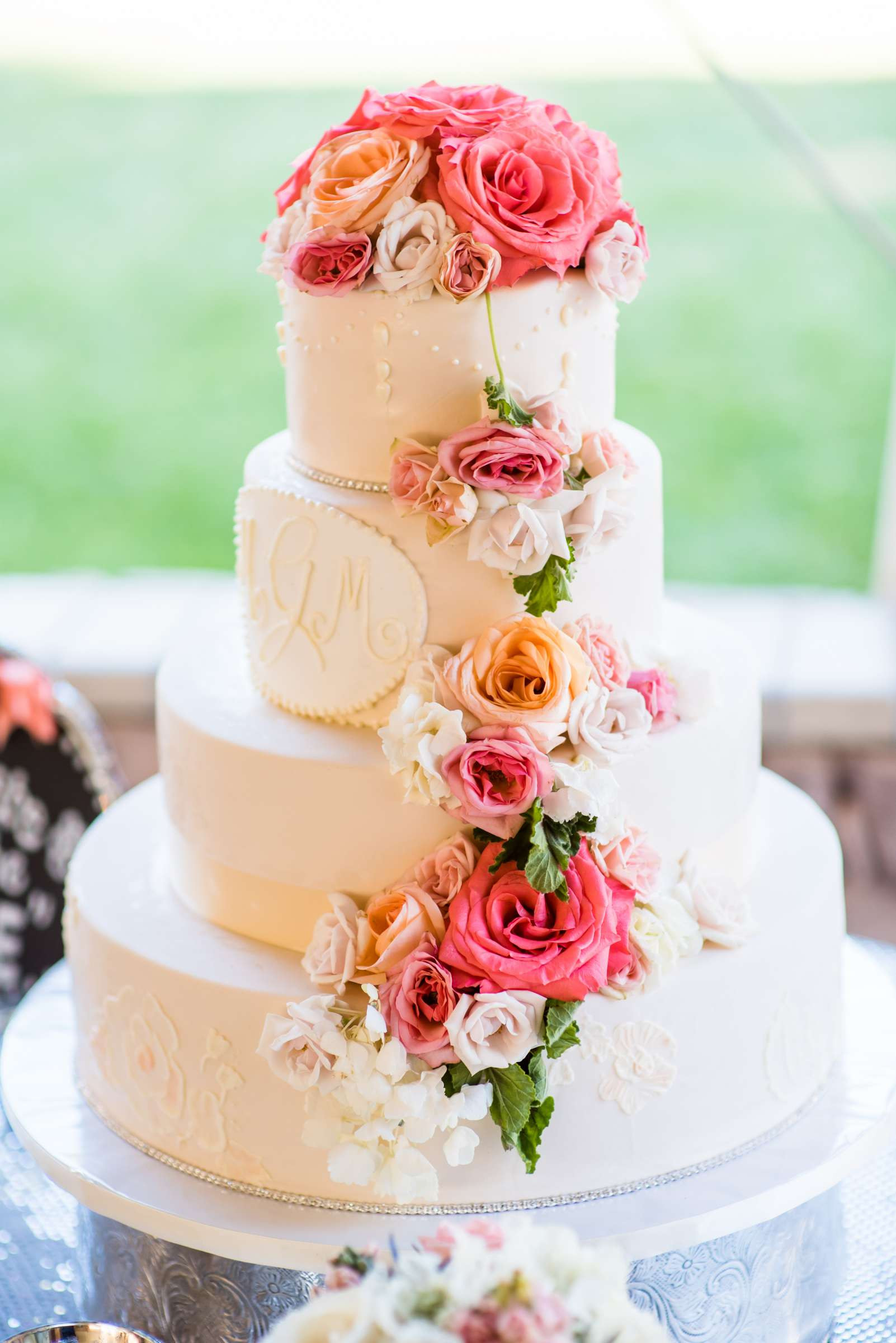 Elegant Wedding Cake
 Elegant Wedding Cake – Malizzi Cakes & Pastries