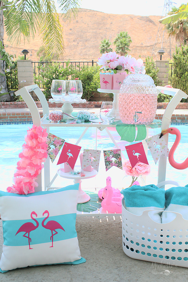 End Of Summer Pool Party Ideas
 Easy Flamingo Party Ideas to Celebrate the End of Summer