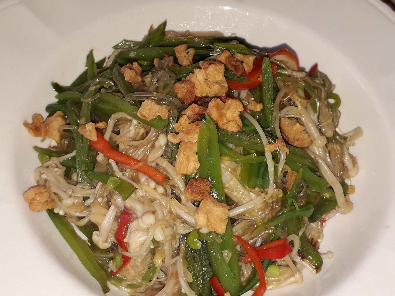 Enoki Mushrooms Stir Fry
 Cooking Pleasure STIR FRY ENOKI MUSHROOMS WITH SNOW PEAS