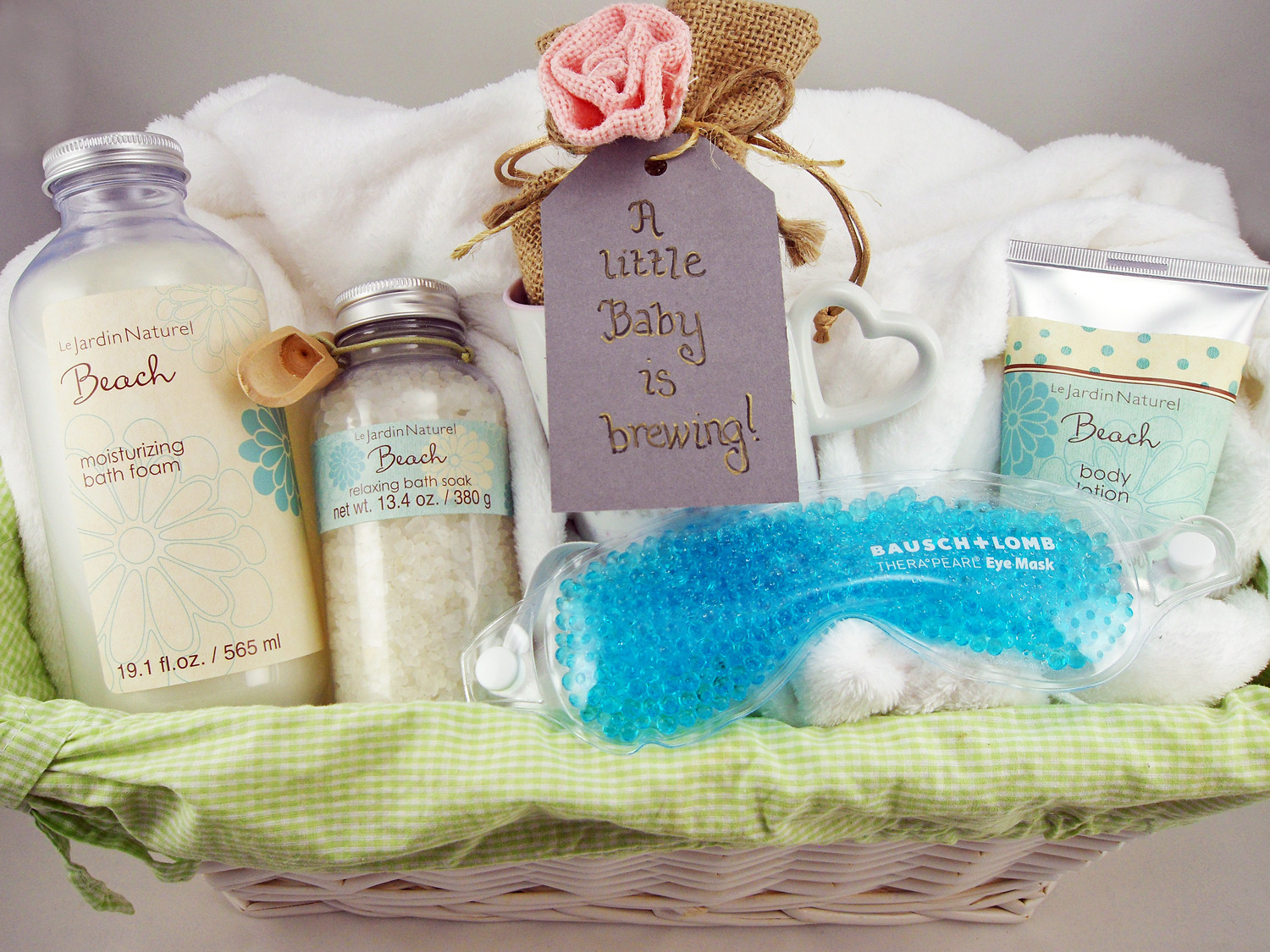 Expecting A Baby Gift
 Expecting Couples Love These Unique Personalized Baby Gifts