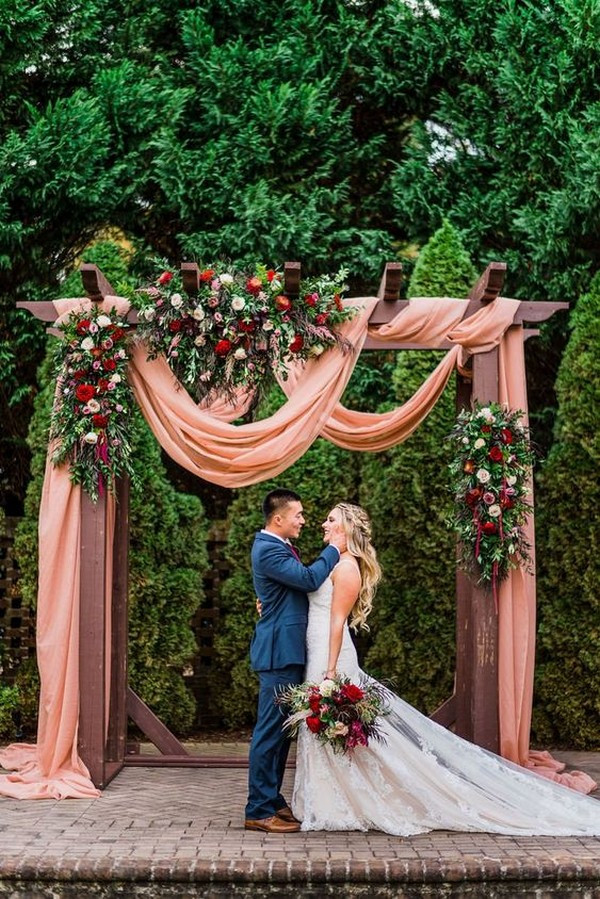 Fall Backyard Wedding
 20 Best Outdoor Fall Wedding Arches for 2020