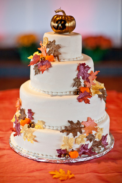 Fall Themed Wedding Cakes
 Wedding Themes Fall Weddings