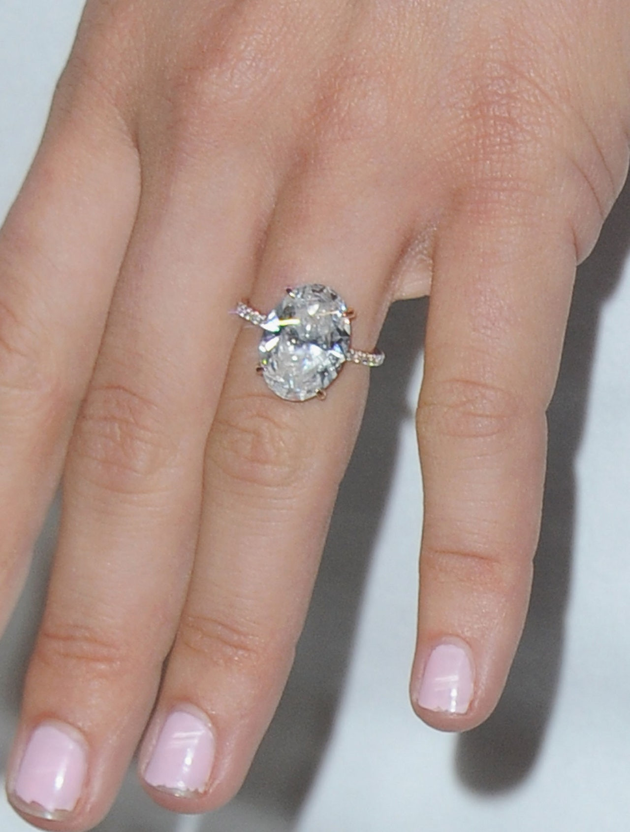 Famous Wedding Rings
 The 7 Most Gorgeous Celebrity Engagement Rings of 2015