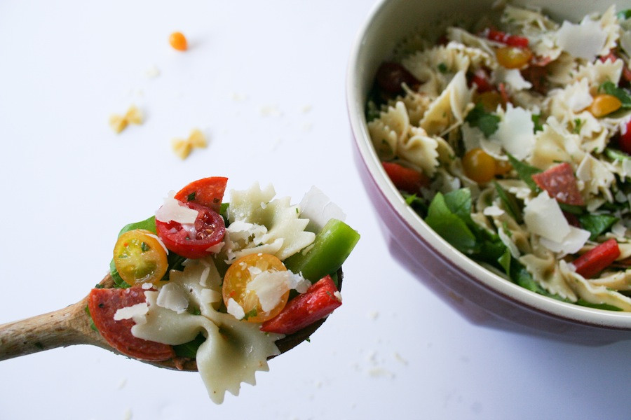 Farfalle Pasta Salad
 Simple Summer Farfalle Pasta Salad