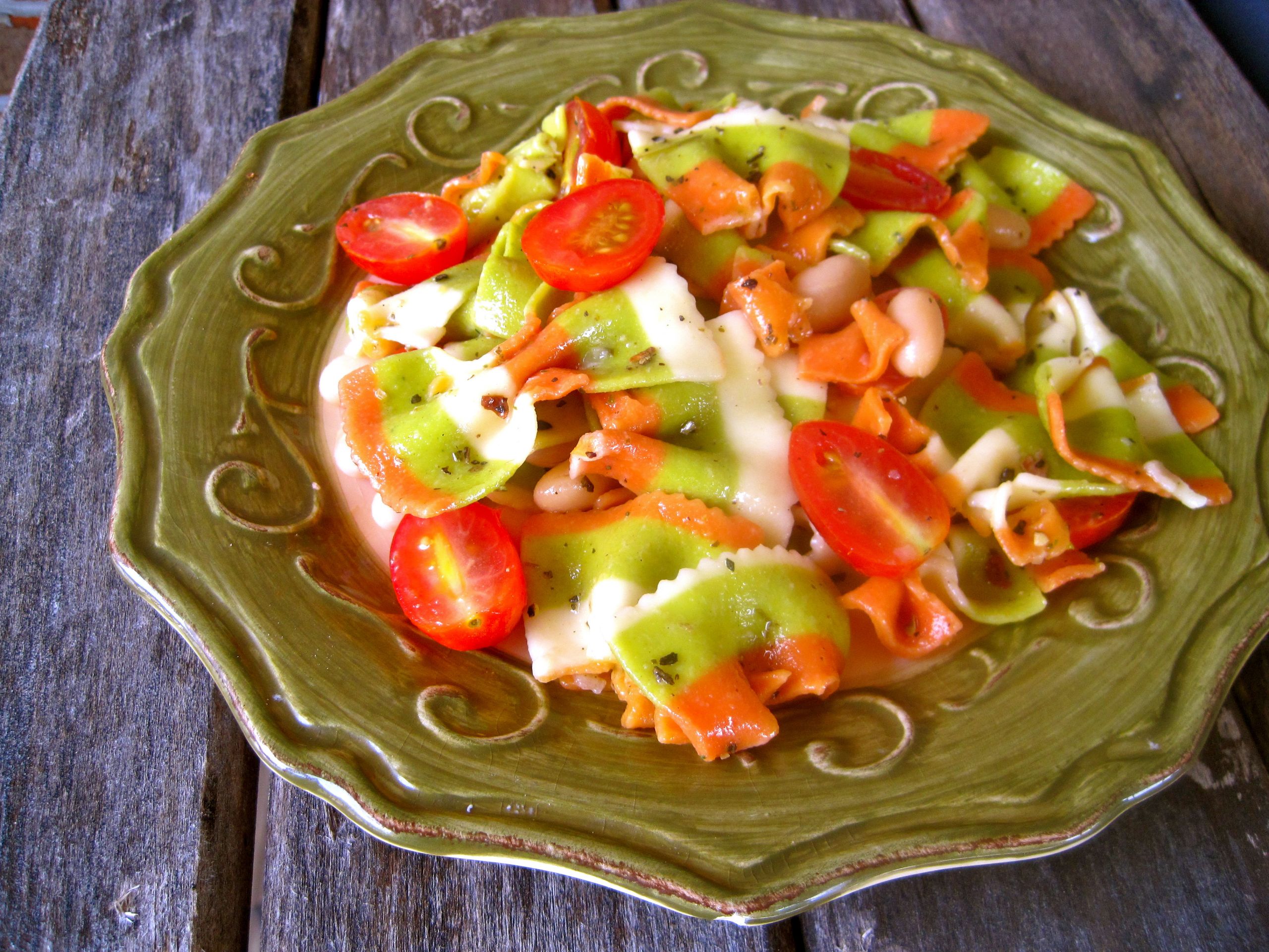 Farfalle Pasta Salad
 Farfalle Pasta Salad with Cannellini Beans