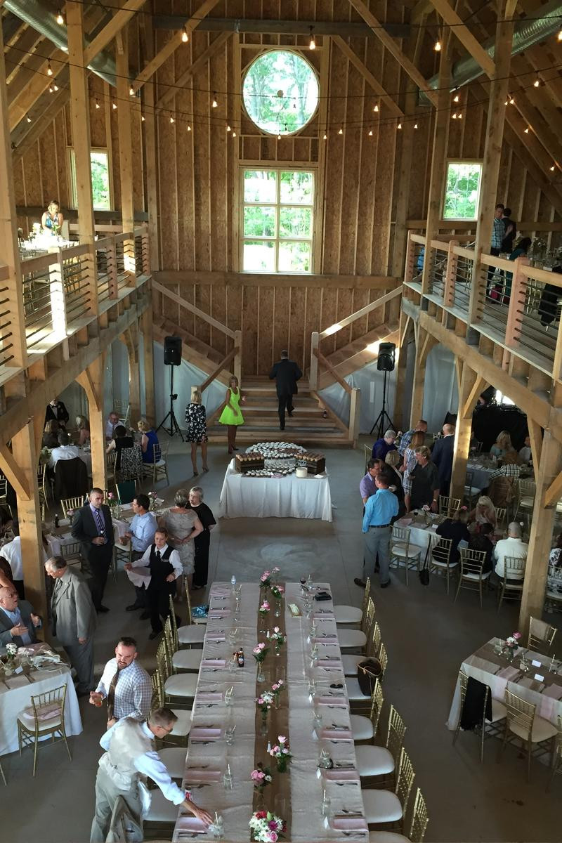 Farm Wedding Venues
 Mapleside Farms Barn Weddings