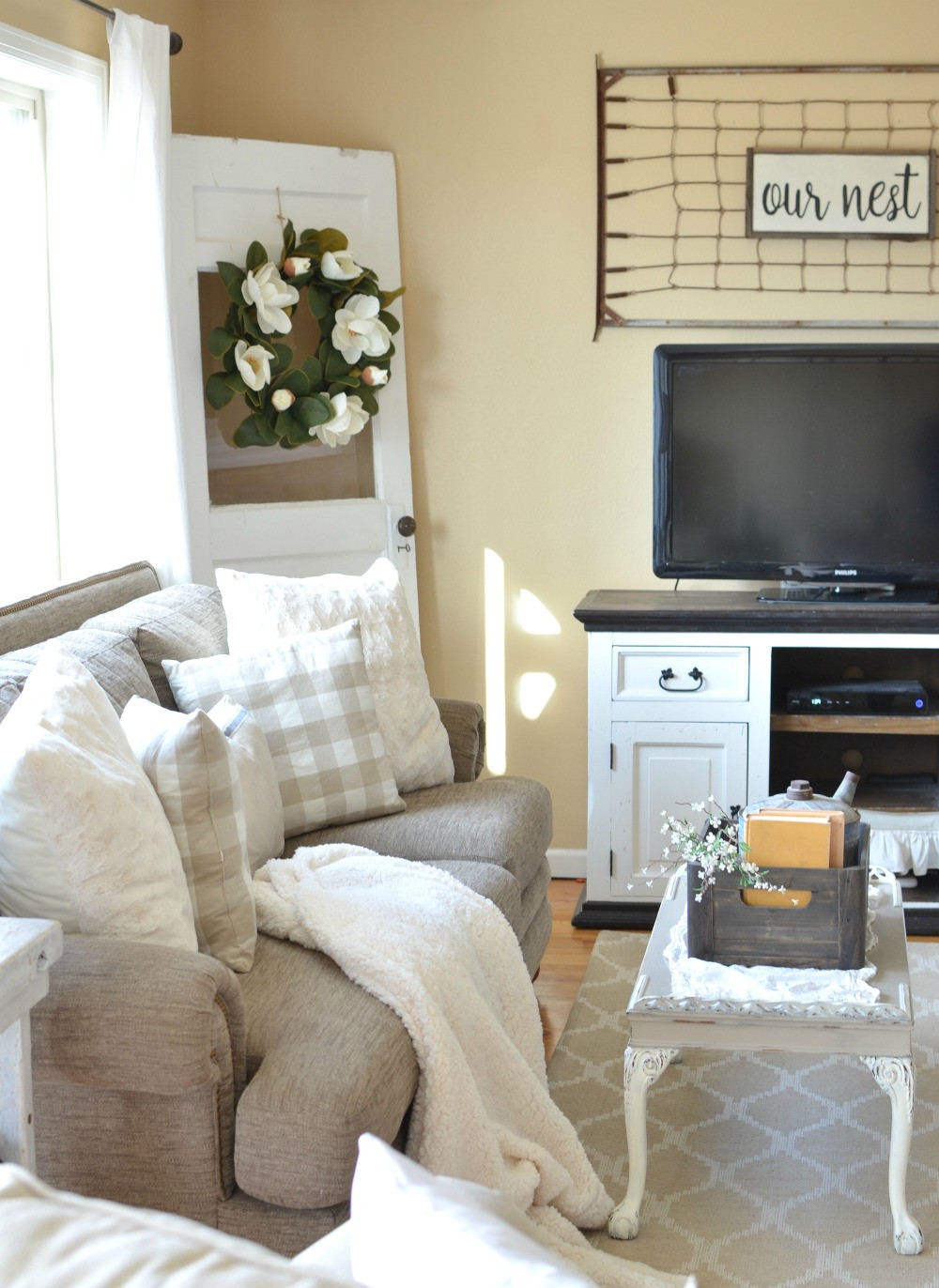 Farmhouse Living Room Decorating Ideas
 Refreshed Modern Farmhouse Living Room Little Vintage Nest