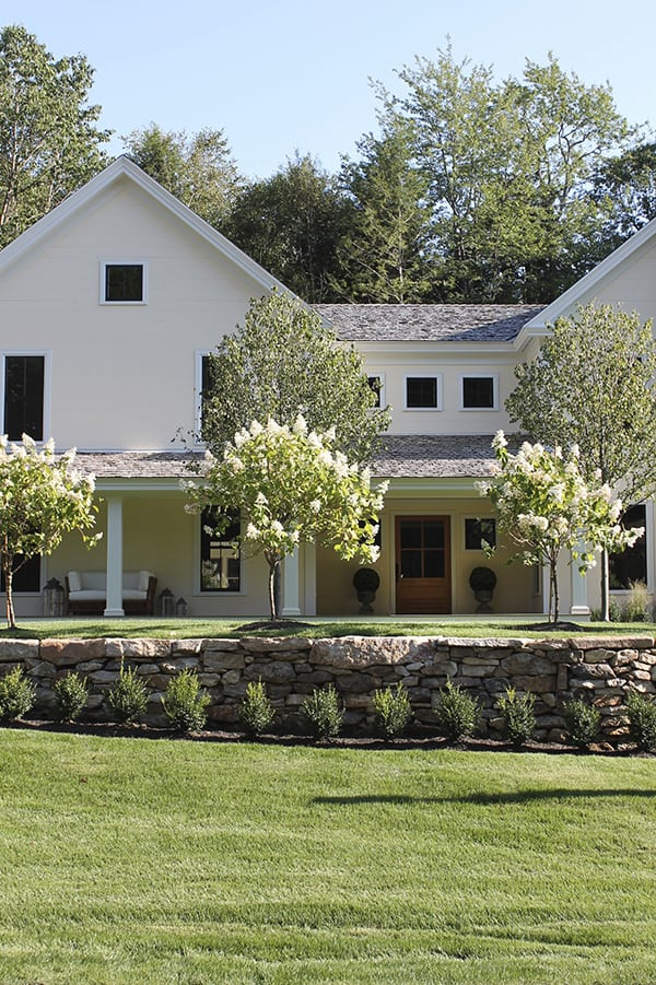 Farmhouse Outdoor Landscape
 Inspiring contemporary farmhouse in the Maine countryside