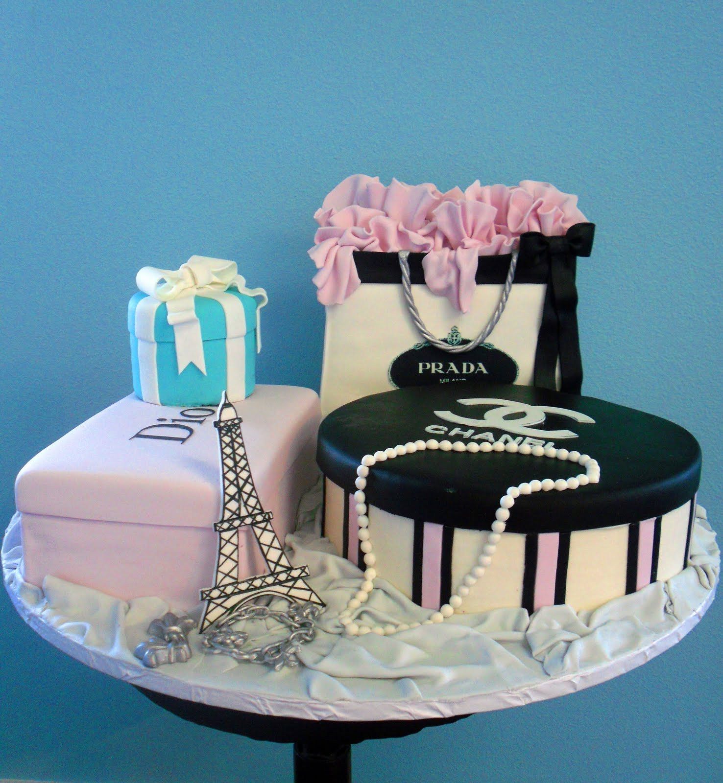 Fashion Birthday Cake
 Legacy Cakes by Megan It s been a busy few weeks