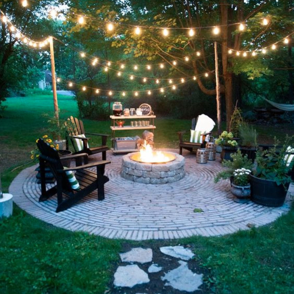 Fire Pits In Backyard
 Backyard Fire Pit Ideas and Designs for Your Yard Deck or