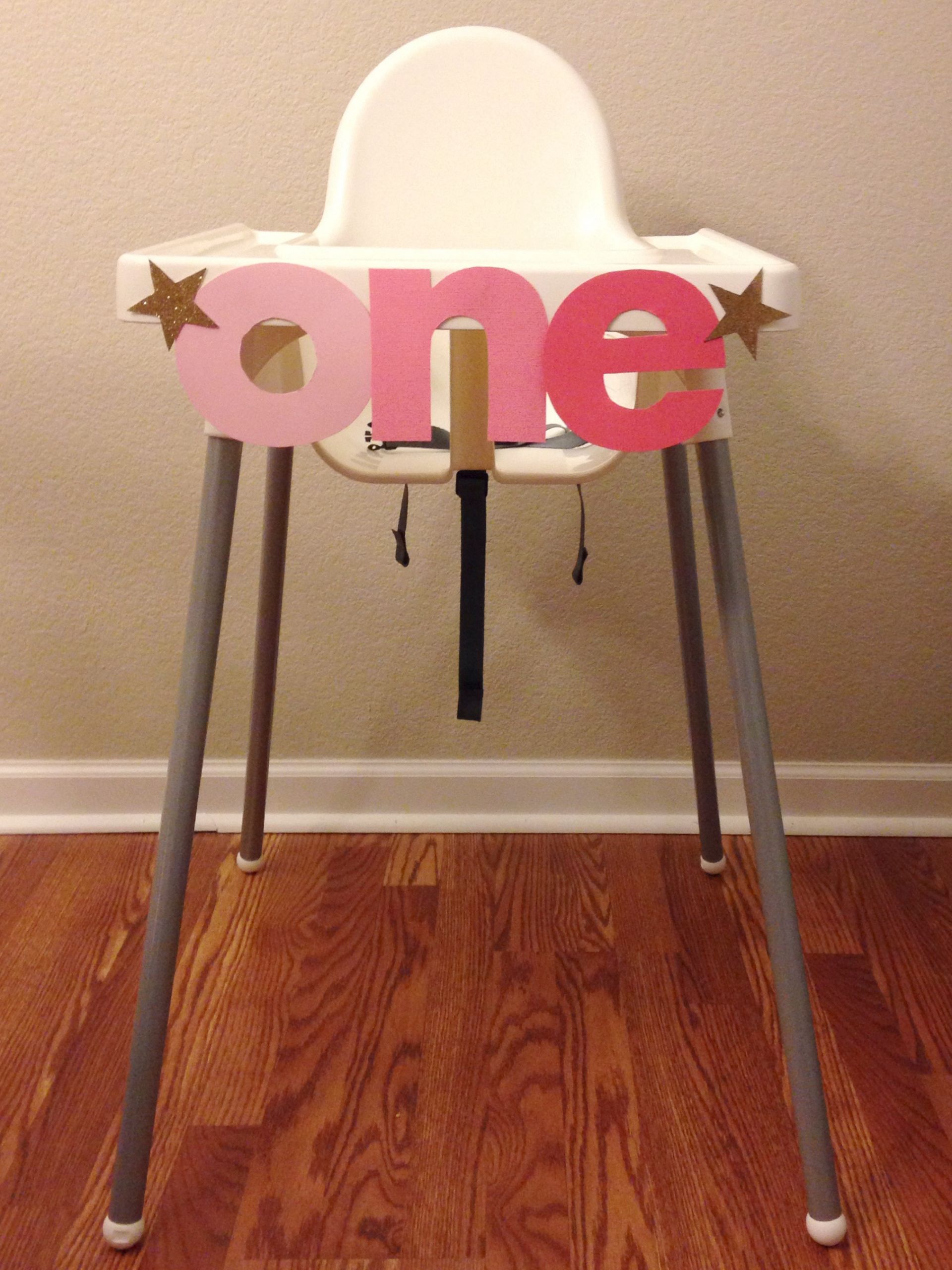 First Birthday High Chair Decorations
 Harper’s 1st birthday – suddenly inspired