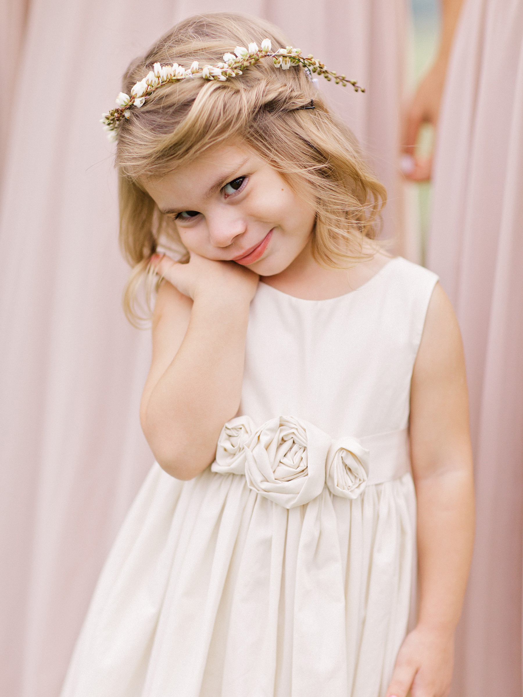 Flower Girl Hairstyles For Short Hair
 Adorable Hairstyle Ideas for Your Flower Girls