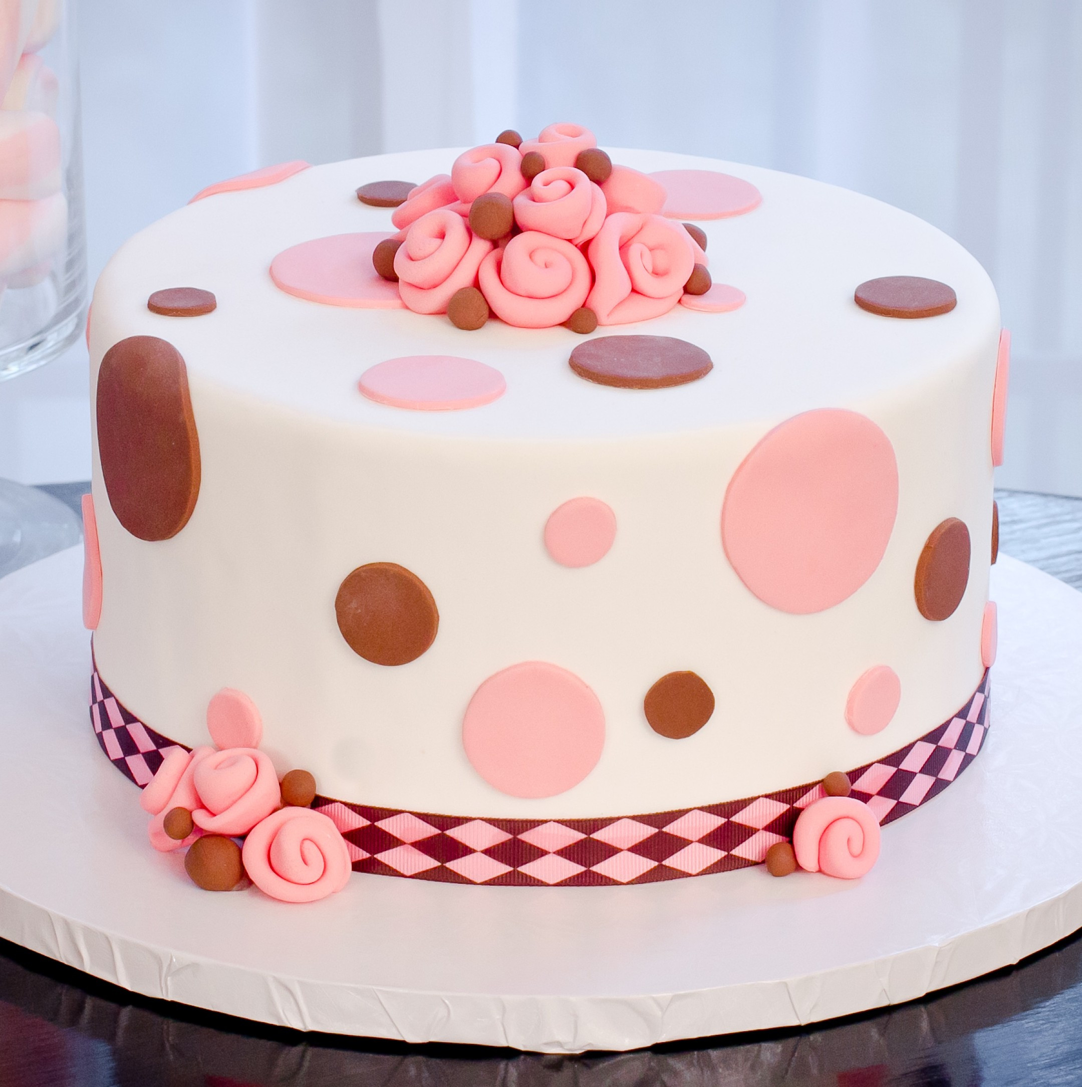 Fondant Birthday Cake
 Polka Dot Dreams Fondant or Easy Icing Cake Decorating