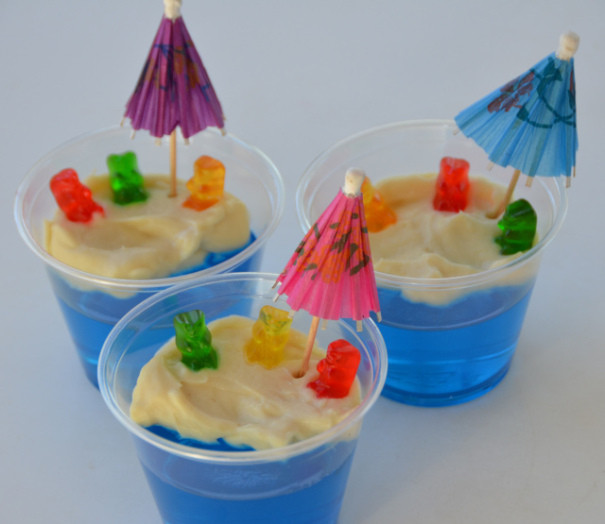 Food Ideas For Party At The Beach
 How to Throw a Summer Pool Party for Kids
