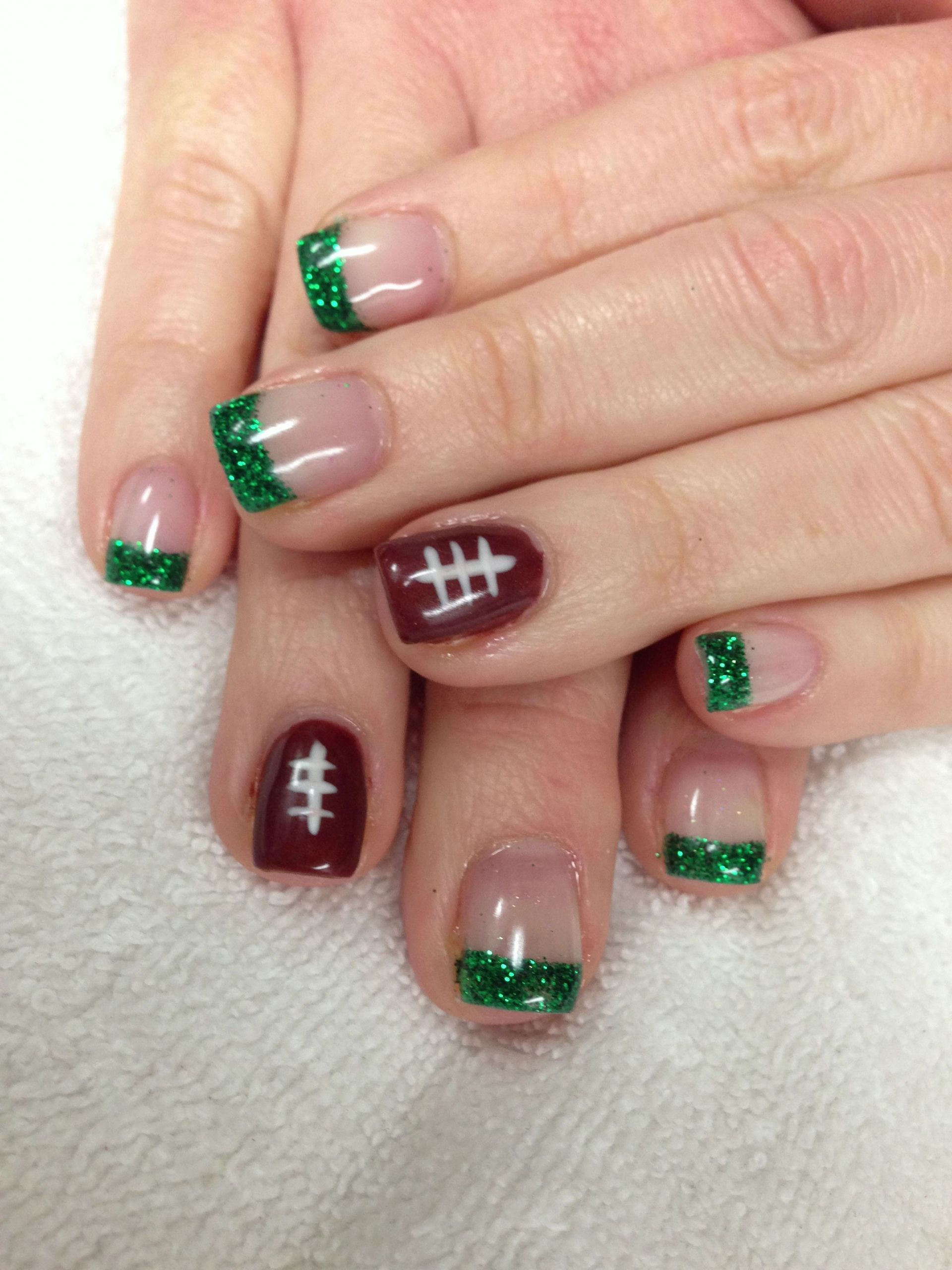 Football Nail Art Designs
 Football kickoff not for me but super CUTE