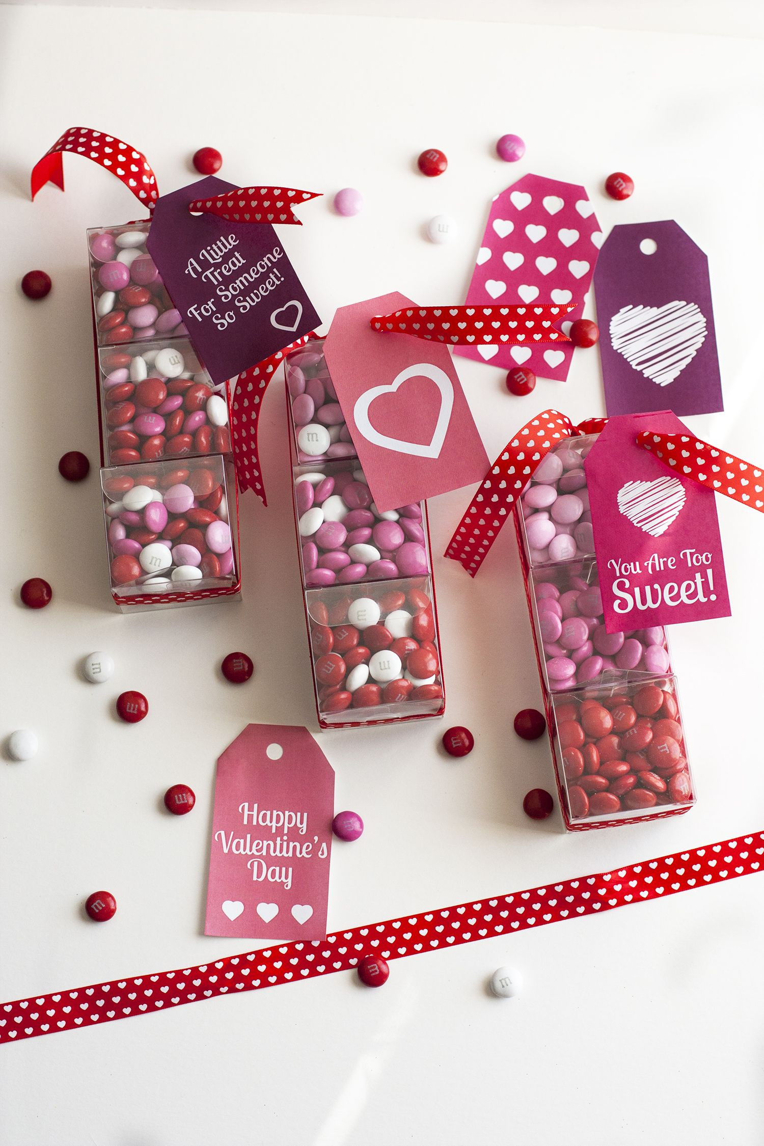 Free Valentine Gift Ideas
 DIY Valentine s Day Gift Mini Candy Boxes & Printable