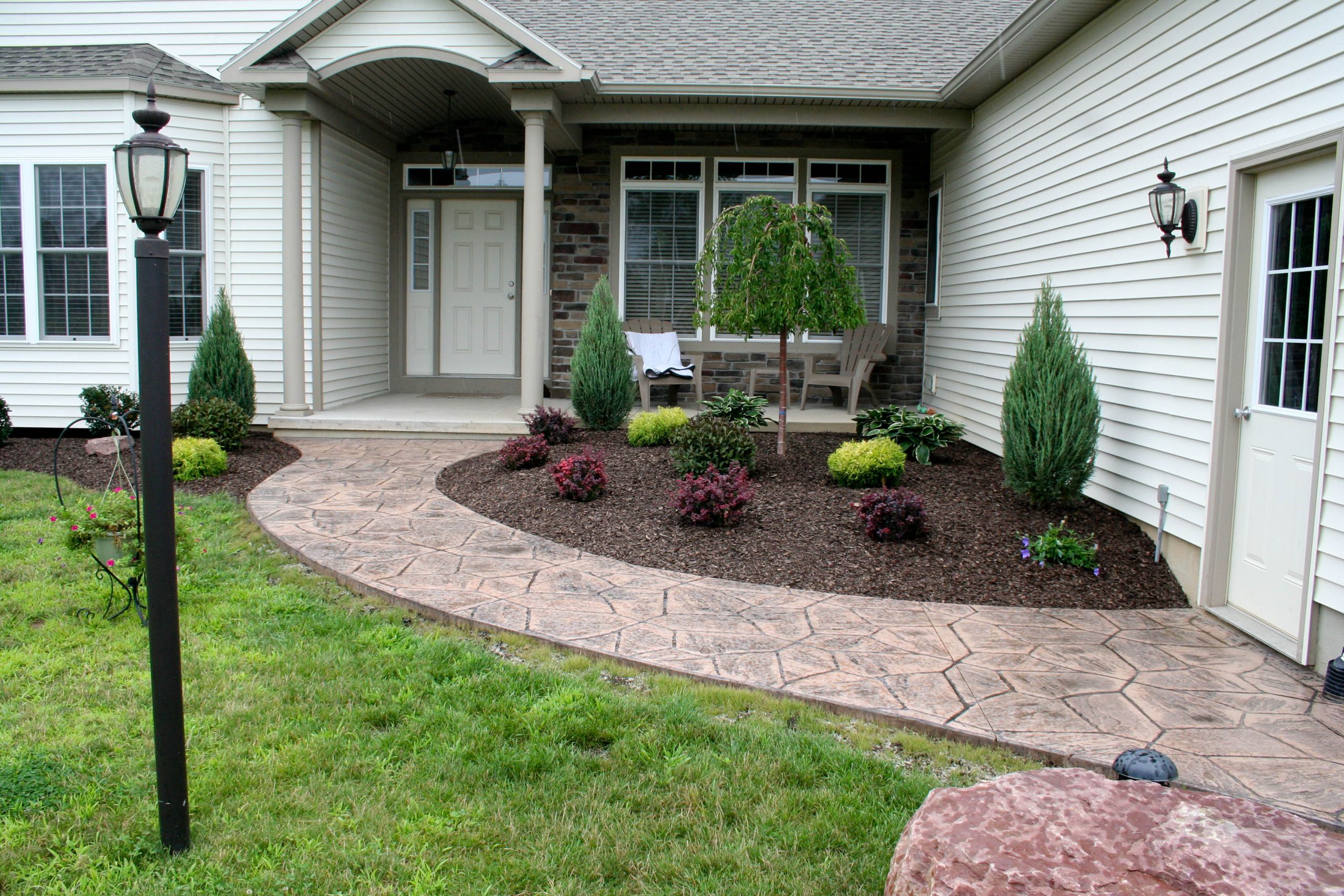 Front Entryway Landscape Ideas
 Cheap Landscaping Ideas For Front Yard Smart Inspiration
