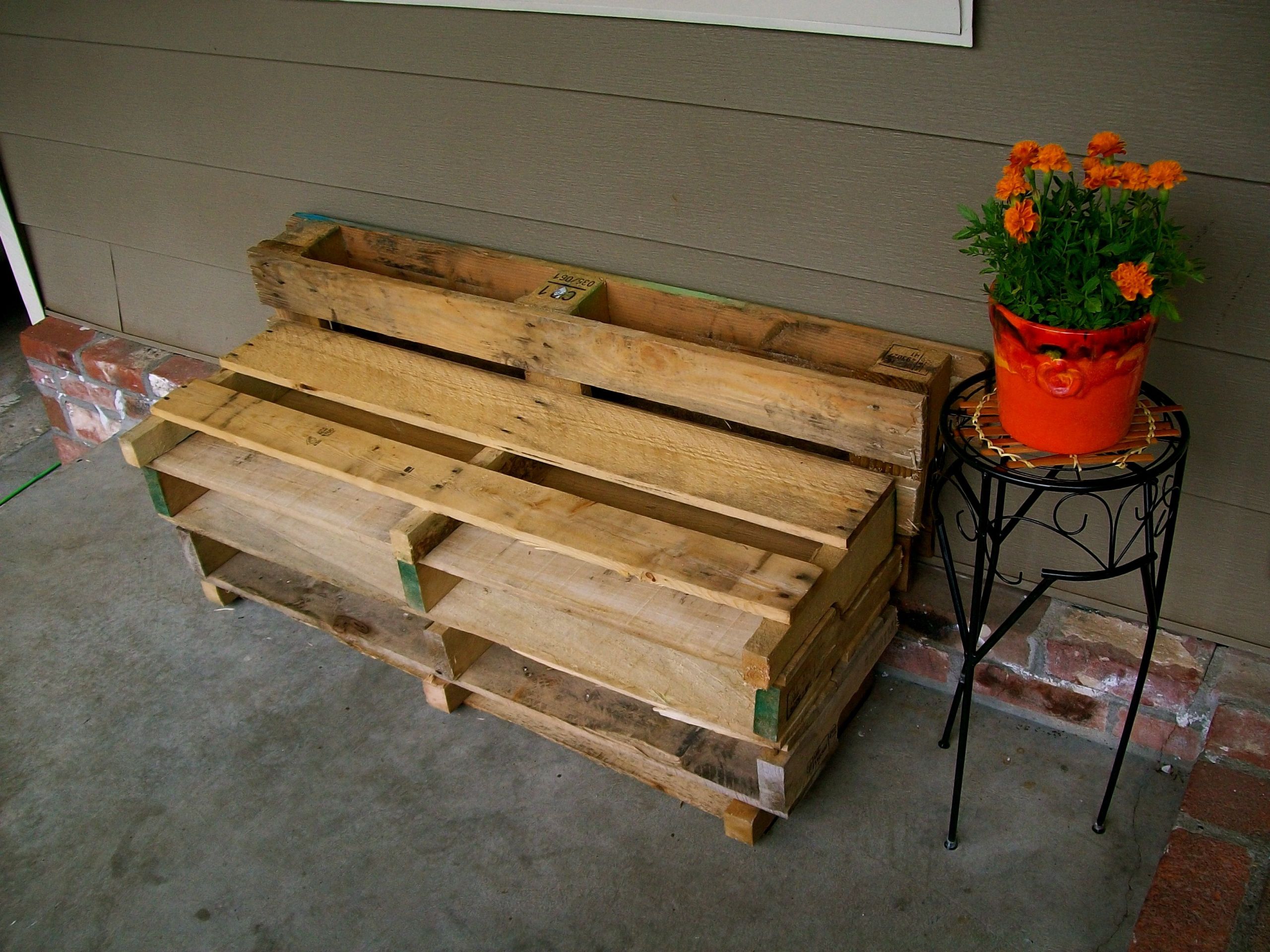 Front Porch Storage Bench
 Front porch bench made of grass pallets row some
