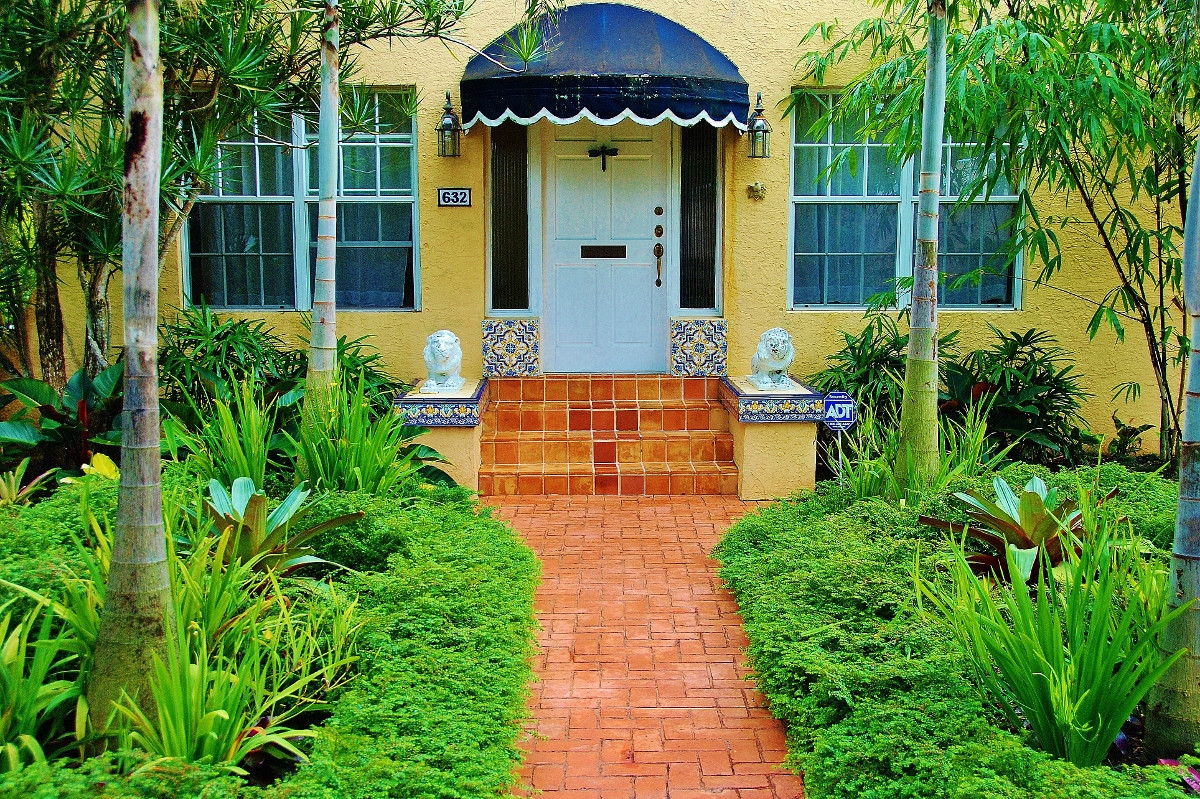 Front Yard Landscape Photos
 Landscape ideas South Florida front yard Garden design