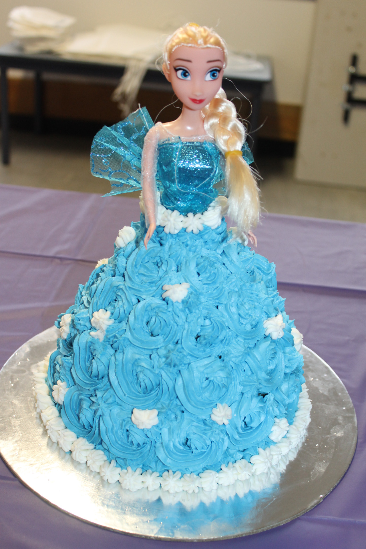 Frozen Birthday Cakes Images
 Frozen Cake – Elsa & Anna