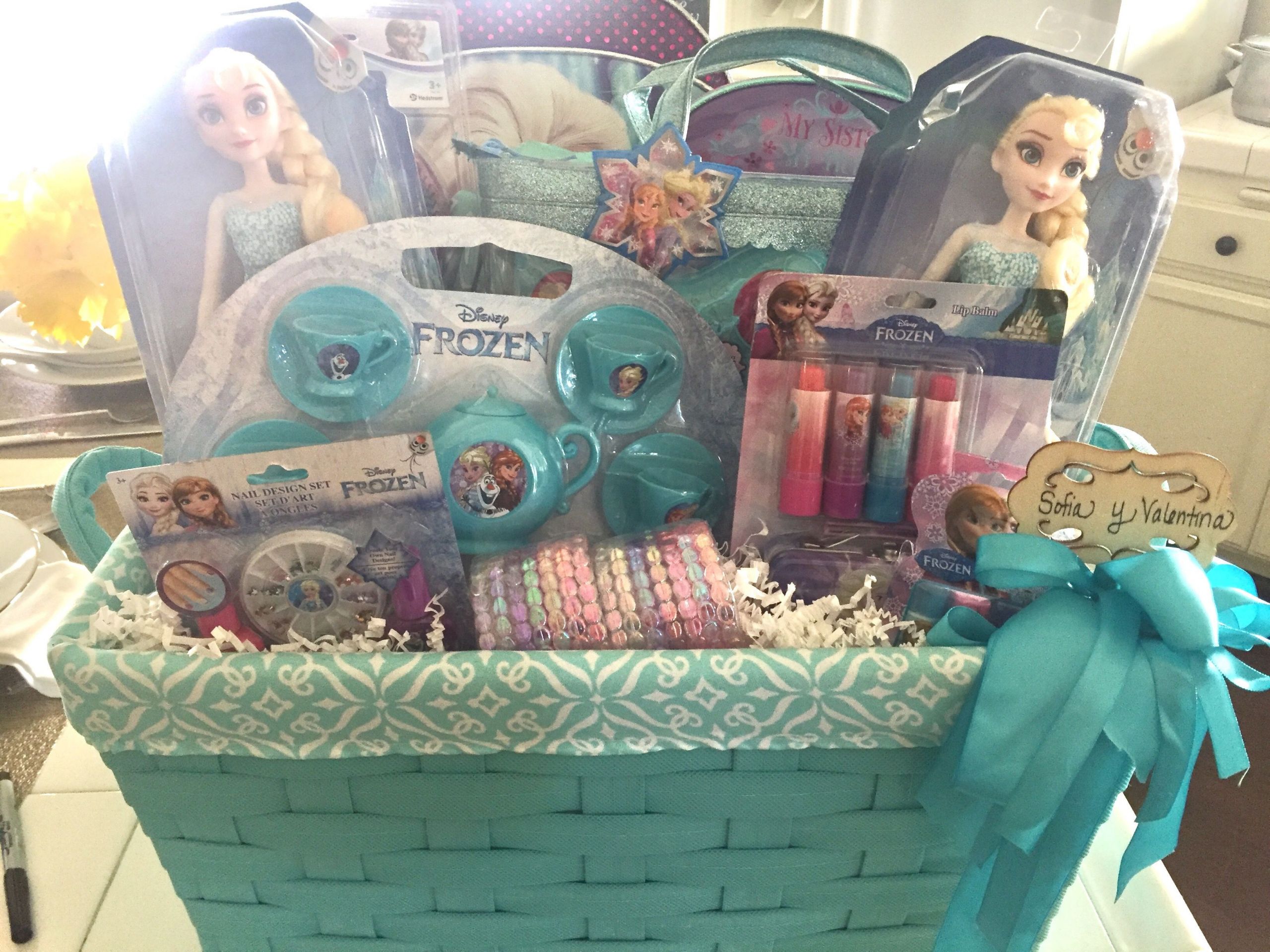 Frozen Birthday Gifts
 Frozen t basket Frozen birthday party Elsa And Anna