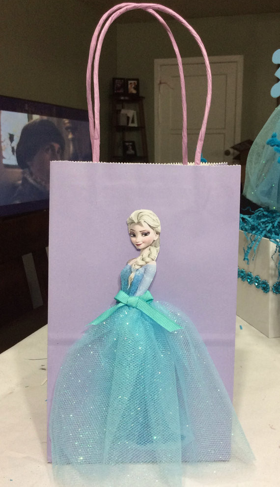Frozen Birthday Gifts
 Frozen Elsa Birthday Party Favor Bags by
