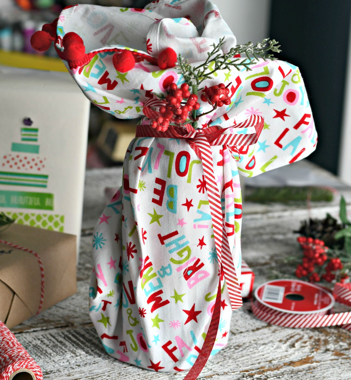 Frugal Christmas Gift Ideas
 6 Easy & Frugal Christmas Gift Wrapping Ideas Hip2Save