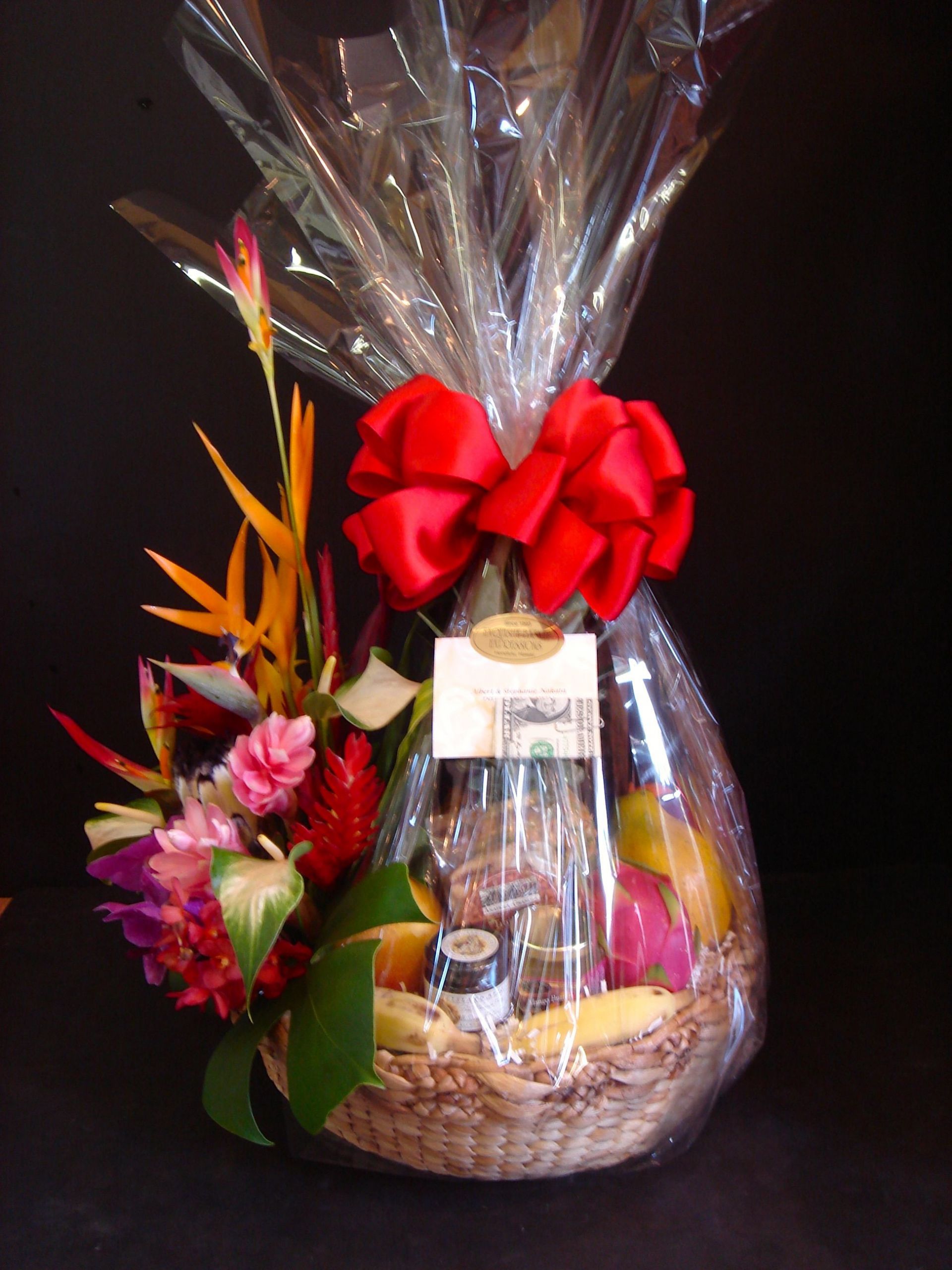 Fruit Basket Gift Ideas
 "Tropical Splendor" a very unique and popular Hawaiian