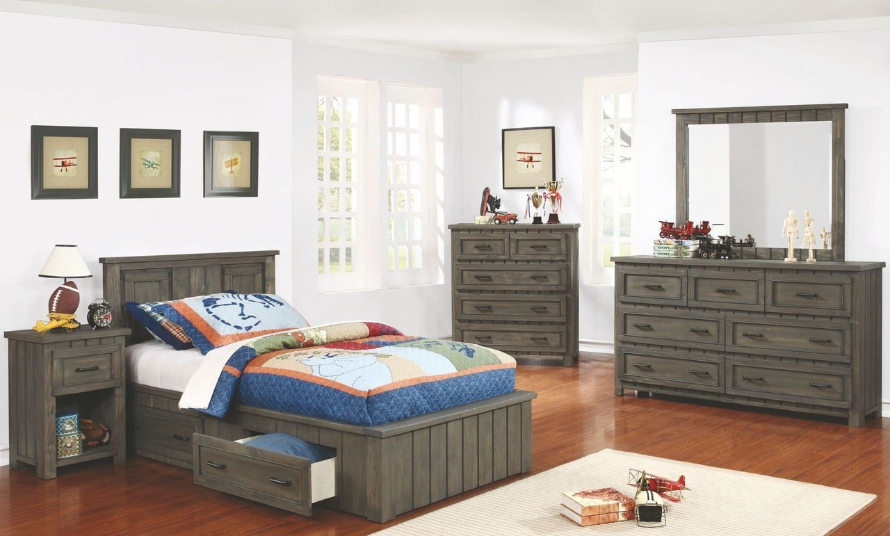 Full Size Storage Bedroom Sets
 Napoleon Full Size Platform Bedroom Set with Storage