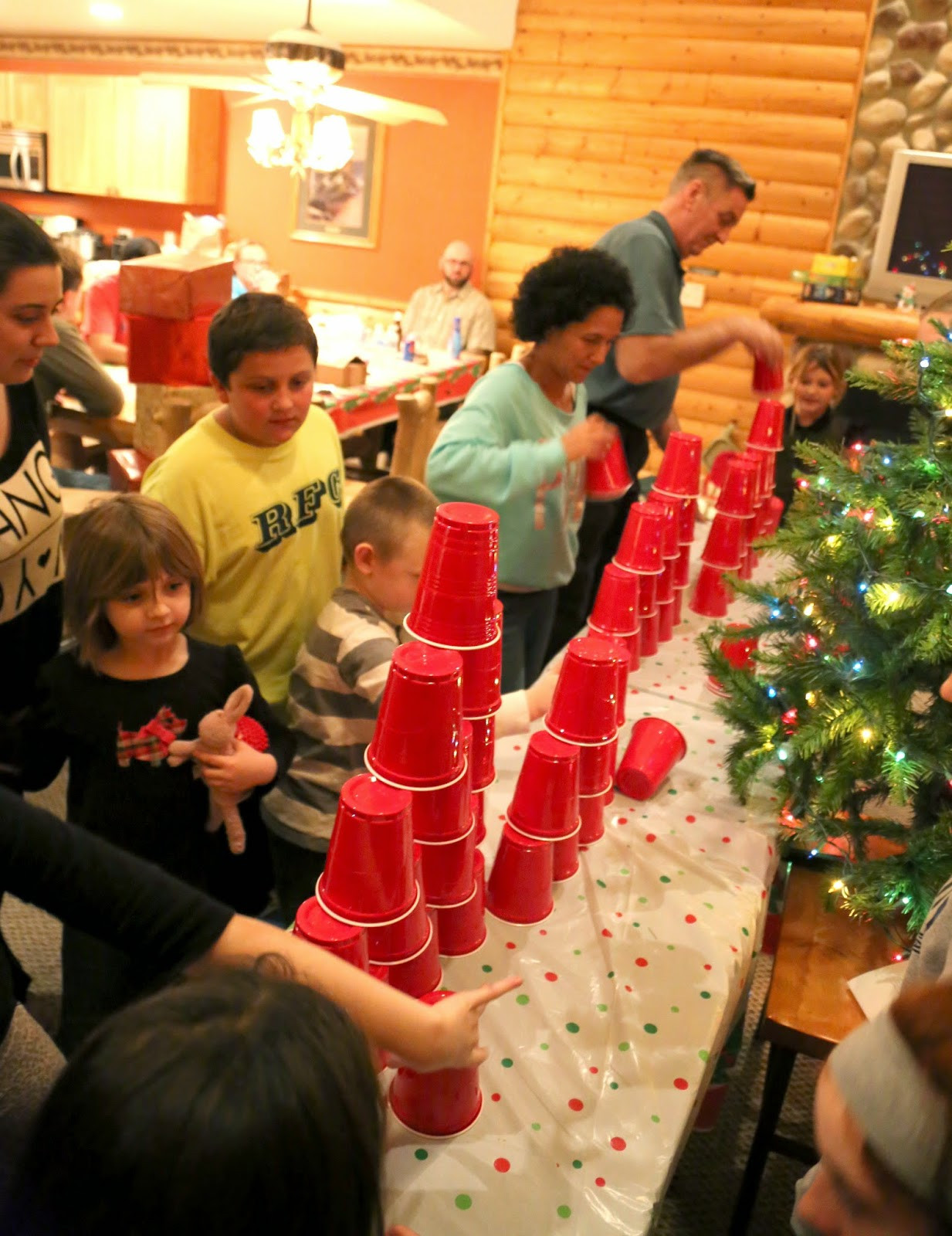 Fun Family Christmas Party Ideas
 Notable Nest Fun Family Christmas Party Games to Try