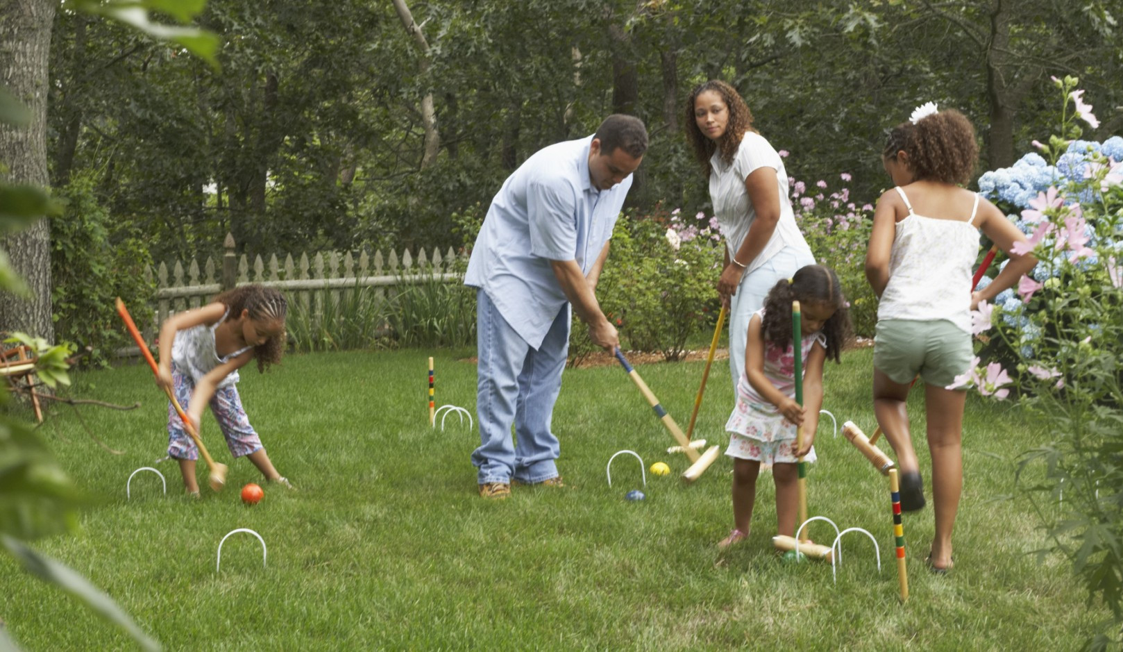 Funny Backyard Games
 16 Awesome Backyard Games for Kids & Adults