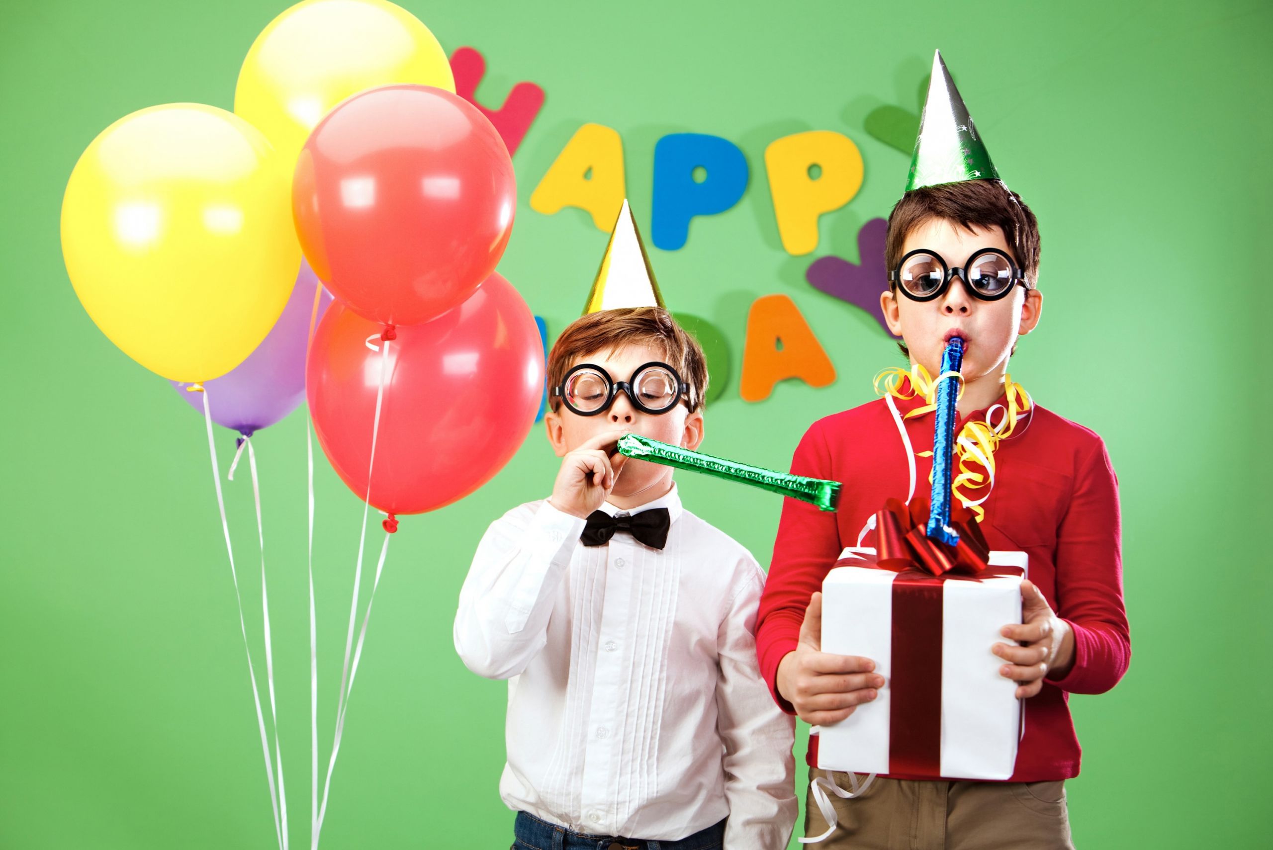 Funny Kids Birthday Party
 7 Frugal Kids Birthday Party Ideas & Games