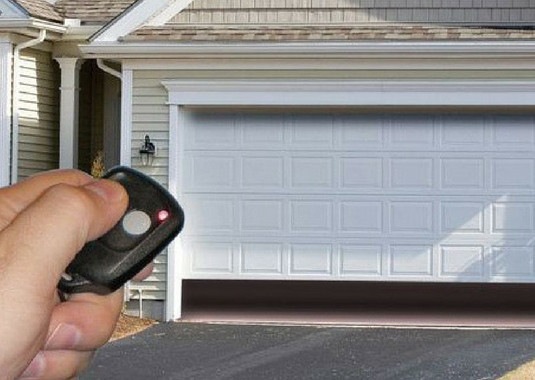 Garage Door Services
 Tips about DIY Garage Door Maintenance