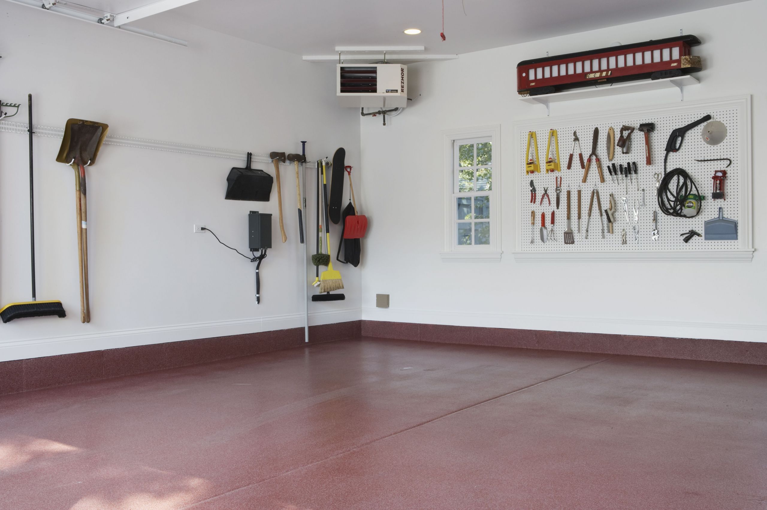 Garage Wall Organization
 Before You Buy a Garage Wall System